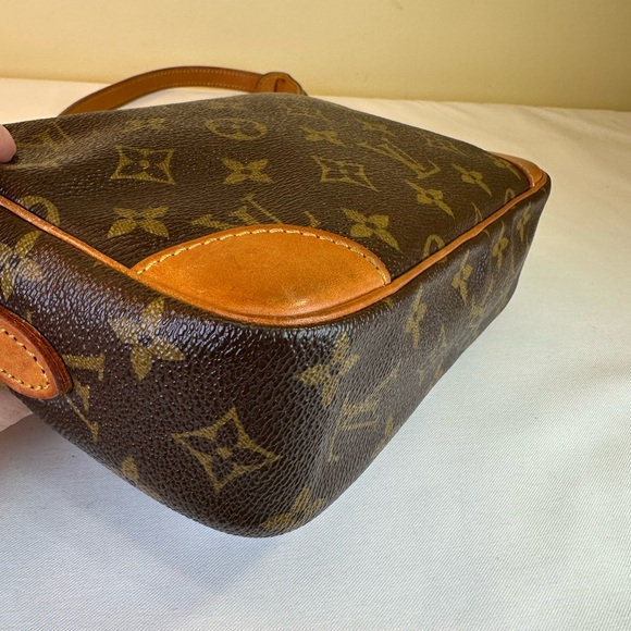 Louis Vuitton Monogram Trocadero crossbody leather 882TH France 1988 - Picture 14 of 17